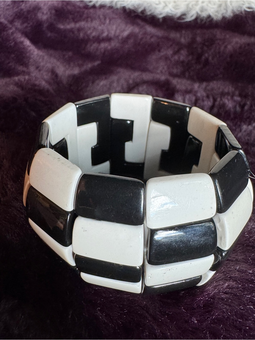 R.J. Graziano 80s style Black and White Stretch Bracelet Sz 6.75